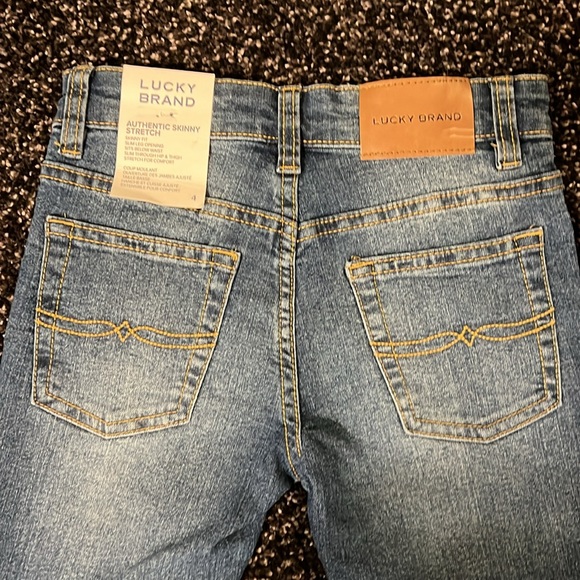 ✨NWT✨Lucky Brand Girls Jeans - Picture 4 of 11